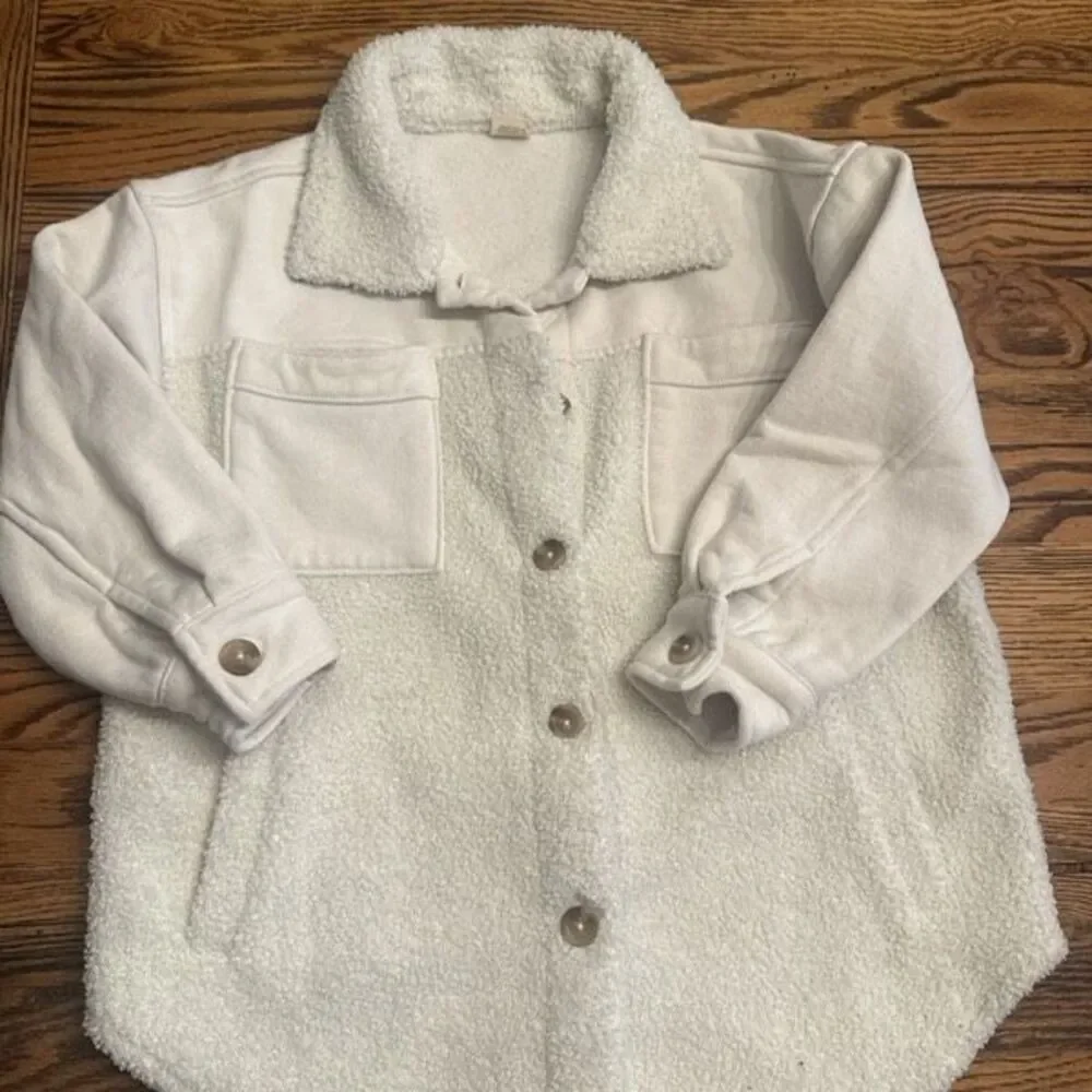 Goumi White Alabaster Sherpa Long Sleeve Button Down Farm Shacket Size‎ 5T-6T